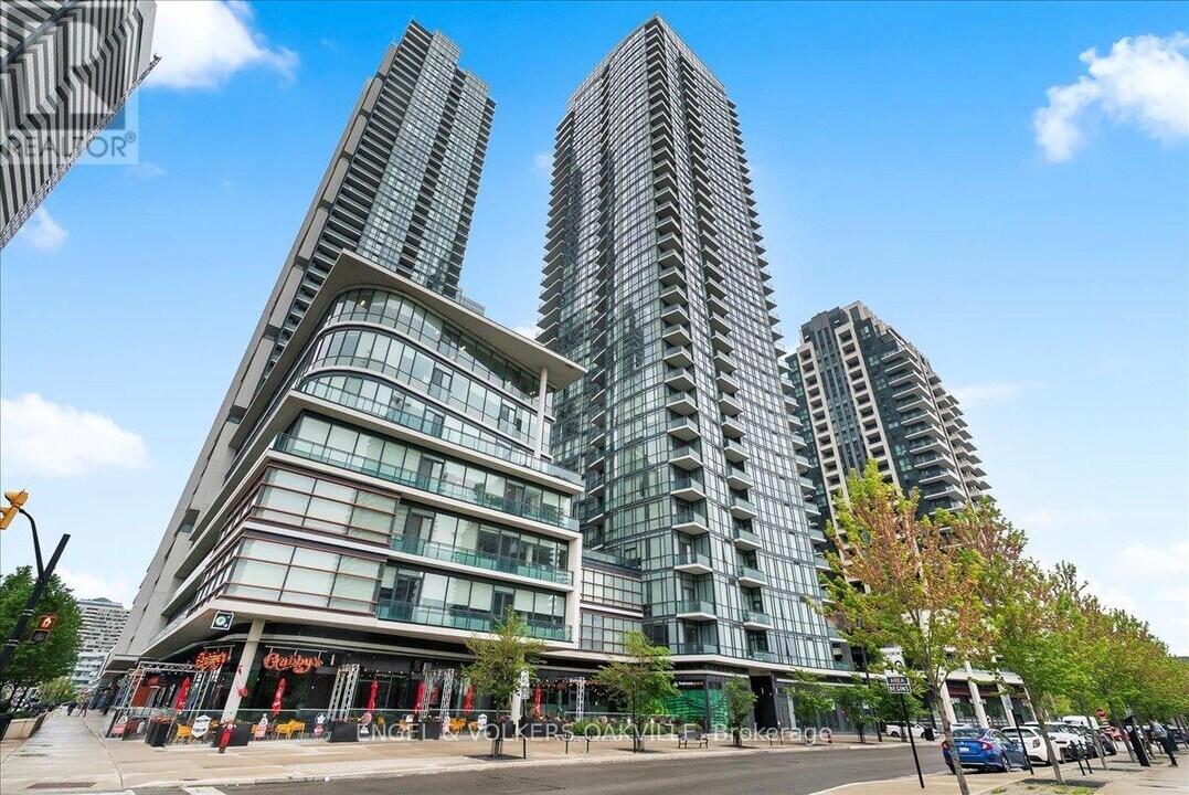 4099-4099 Brickstone Mews in Mississauga, ON - Building Photo