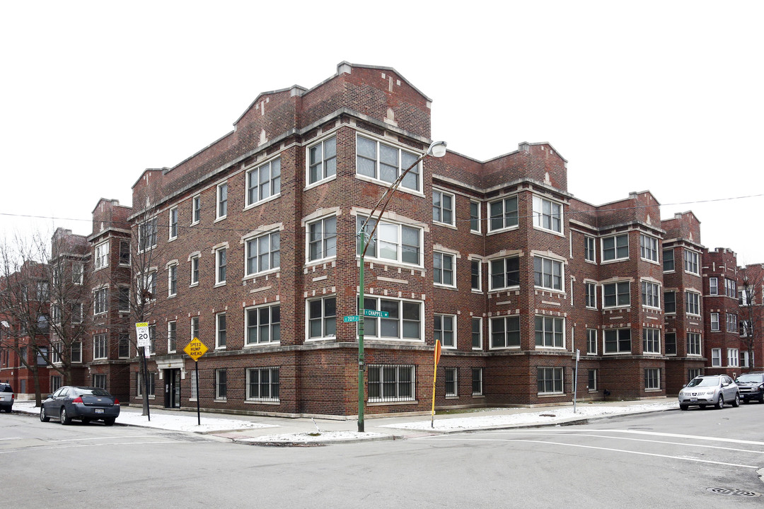 7001 S Chappel Ave in Chicago, IL - Building Photo