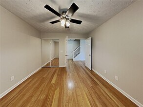 227 Weatherstone Pointe Dr in Woodstock, GA - Building Photo - Building Photo