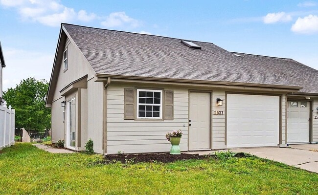 property at 2527 Morningside Dr