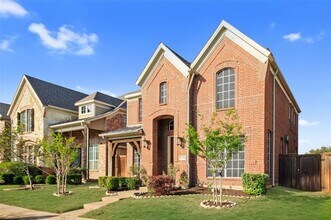 9038 Dillon Trail in Irving, TX - Building Photo - Building Photo