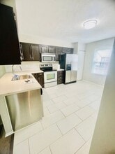 2104 Timberglen Dr in Imperial, PA - Building Photo - Building Photo