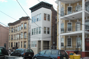 349 Madison St Apartments