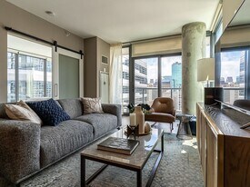 515 N State St, Unit 1803 in Chicago, IL - Building Photo