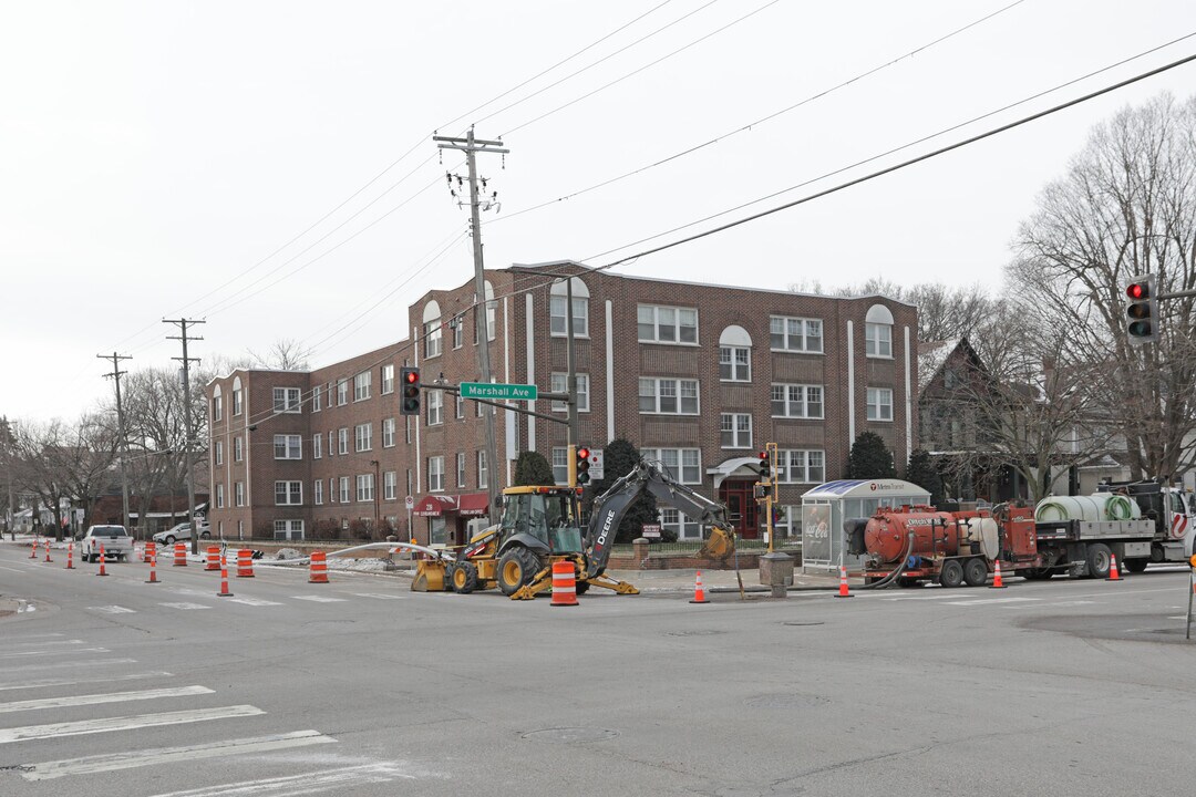 Clemar Apartments in St. Paul, MN - Building Photo