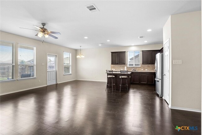 property at 1203 Daffodil Dr