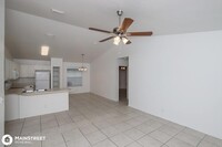 1630 17th Ct SW in Vero Beach, FL - Foto de edificio - Building Photo