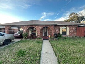 2816 Munster Blvd in Meraux, LA - Building Photo