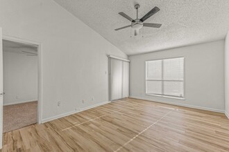 Falltree Apartments in Mesquite, TX - Building Photo - Interior Photo