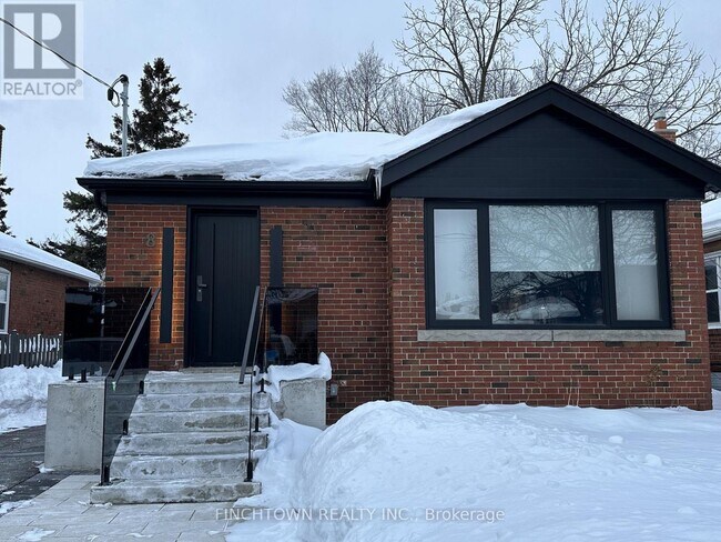 property at 8 Yarn Rd