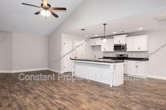 220 Allentown Ln in Macon, GA - Building Photo - Building Photo
