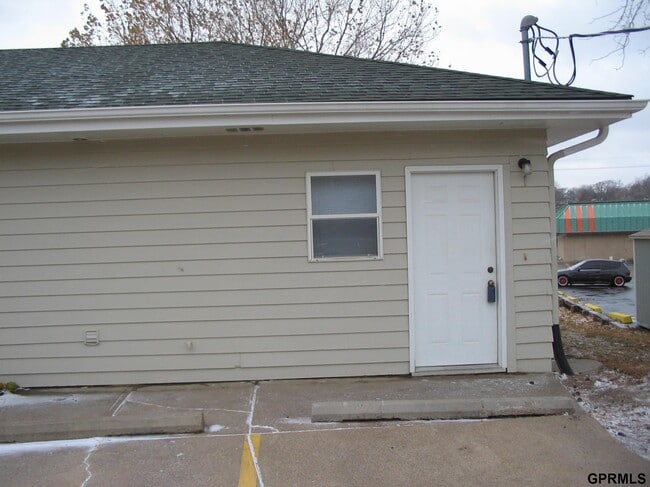 property at 310 Galvin Rd N
