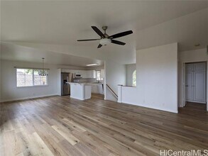 92-1502-1502 Ho'Alii St in Kapolei, HI - Building Photo - Building Photo
