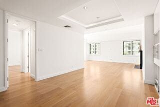 property at 10520 Wilshire Blvd