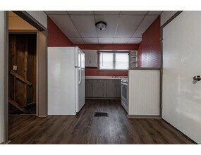 1213 Gohres St in La crosse, WI - Building Photo - Building Photo
