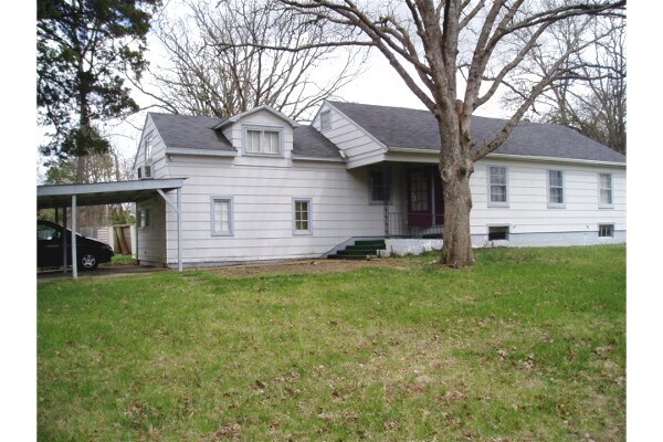 1023 Morrell Ave in Rolla, MO - Building Photo