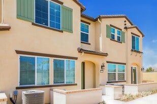 36478 Tal Vez Wy in Wildomar, CA - Building Photo