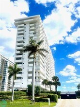 1200 S Ocean Blvd in Boca Raton, FL - Building Photo - Building Photo