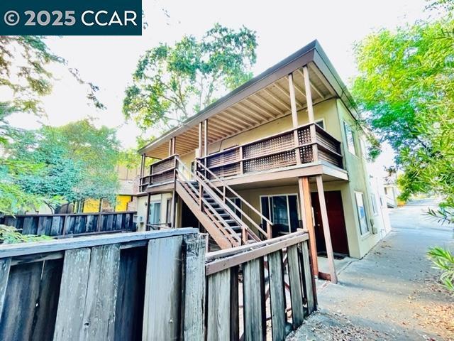 3523 Golden Gate Way in Lafayette, CA - Building Photo