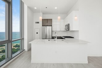 813 S Michigan Ave in Chicago, IL - Building Photo - Building Photo