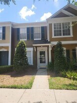 1317 Throckmorton Dr in Zephyrhills, FL - Building Photo