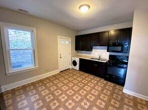 1751 W Cullerton St in Chicago, IL - Building Photo - Building Photo