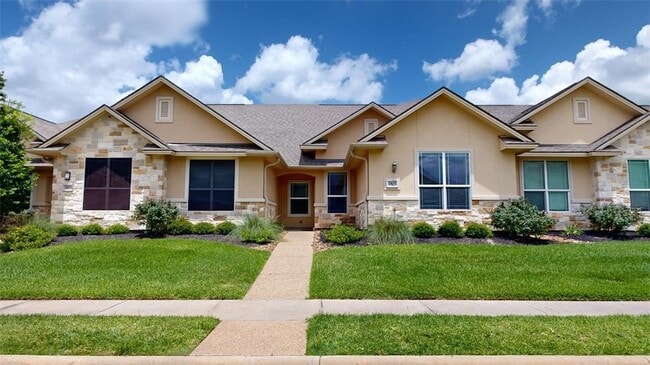 property at 3805 Silverthorne Ln