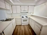 15481 SW 81st Circle Ln, Unit 72 in Miami, FL - Foto de edificio - Building Photo