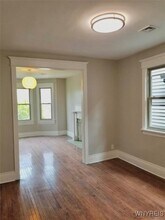 72 Tracy St in Buffalo, NY - Building Photo - Building Photo