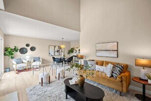 206 S Holman Way in Golden, CO - Building Photo