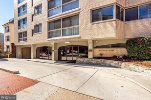 922 24th St NW, Unit 219 in Washington, DC - Building Photo