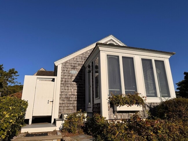 property at 11 Brant Rock Rd