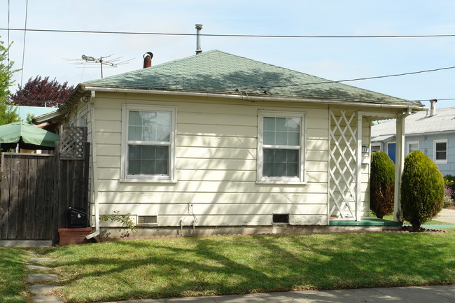 1311 Parker St in Berkeley, CA - Building Photo - Building Photo