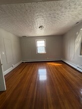 93 Wharton Pl, Unit 2 in West Haven, CT - Building Photo - Building Photo