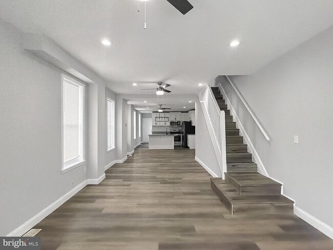 property at 733 N Linwood Ave