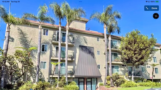 3861 Mentone Ave in Culver City, CA - Building Photo - Building Photo