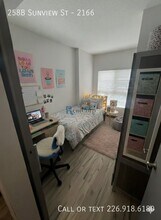 258B Sunview St in Waterloo, ON - Building Photo - Building Photo