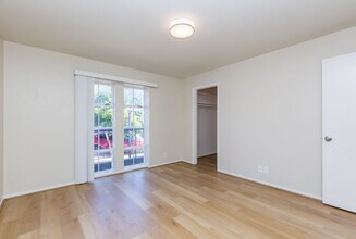 888 Vermont in Oakland, CA - Building Photo - Building Photo