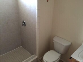 1803 S Kumquat St in Pharr, TX - Building Photo - Building Photo