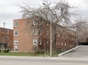 Lakeside Co-Op in Burlington, ON - Building Photo - Building Photo