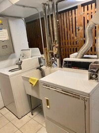 7809 Rutherford Ave photo'