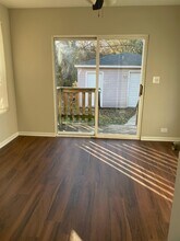 10030 S Yates Blvd in Chicago, IL - Building Photo - Building Photo