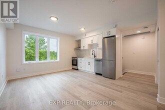 360-360 Lacasse Ave in Ottawa, ON - Building Photo - Building Photo