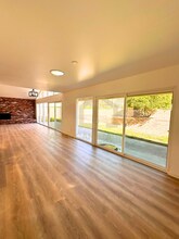 1012 N H St in Lompoc, CA - Building Photo - Building Photo