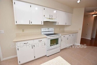 2210 Harbor Town Ln in Lakeland, FL - Building Photo - Building Photo