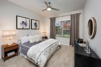 Overture Barrett 55+ Active Adult Apartment Homes in Kennesaw, GA - Building Photo - Building Photo