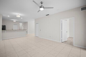 10044 Heather Ln in Naples, FL - Building Photo - Building Photo