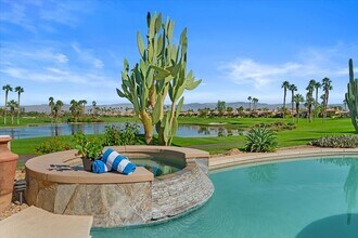 79370 Mission Dr W in La Quinta, CA - Building Photo - Building Photo