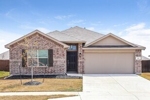 825 Amberwood Ct in Haslet, TX - Building Photo
