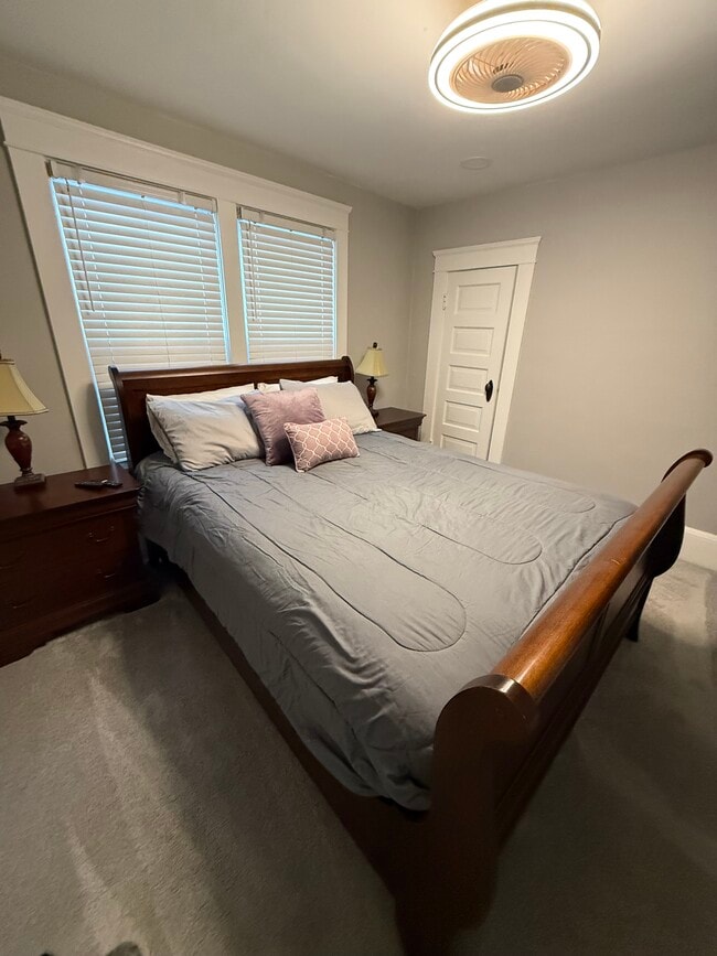 852 Aetna St in Salem, OH - Foto de edificio - Building Photo